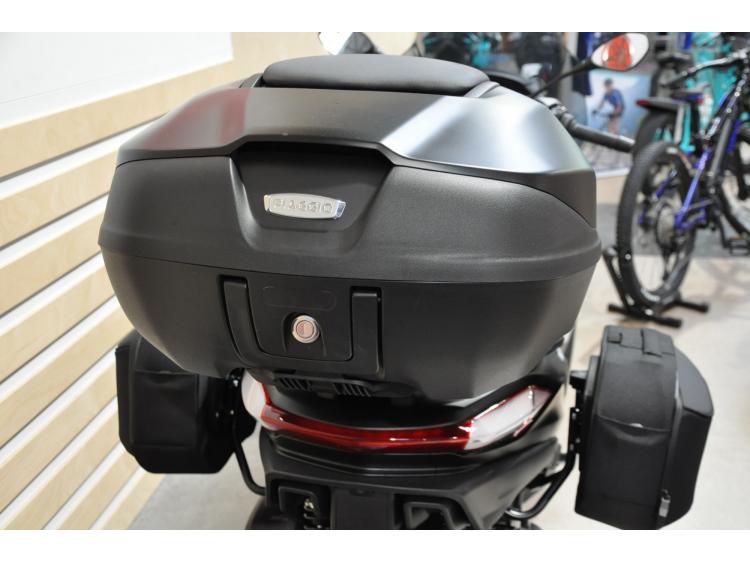 PIAGGIO MP3 530 HPE EXCLUSIVE