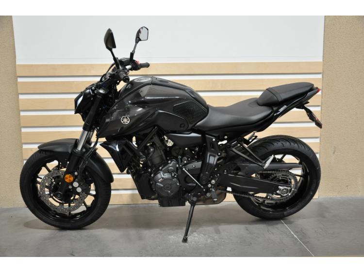 YAMAHA MT-07 (47.5CV)