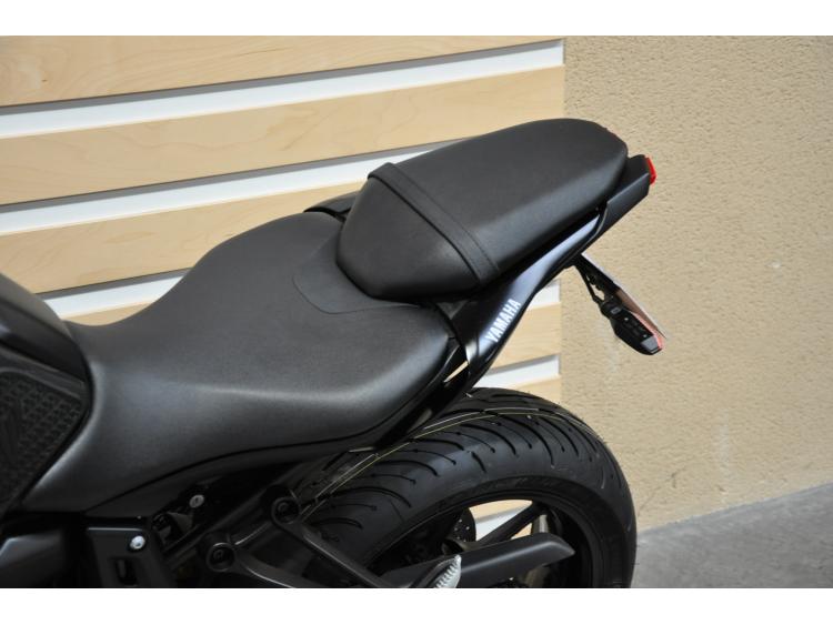 YAMAHA MT-07 (47.5CV)