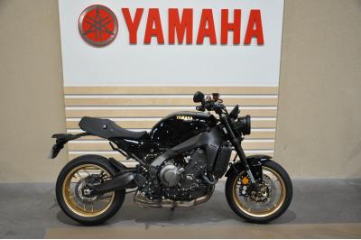 YAMAHA XSR 900