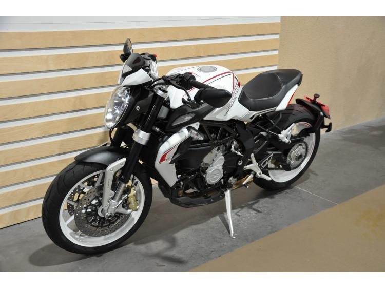 MV AGUSTA BRUTALE 800 Dragster