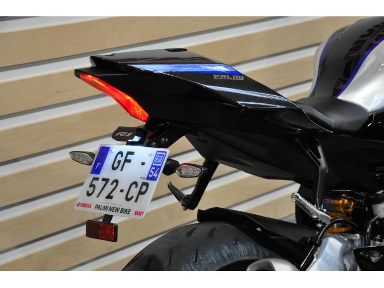 YAMAHA YZF 1000 R1 M