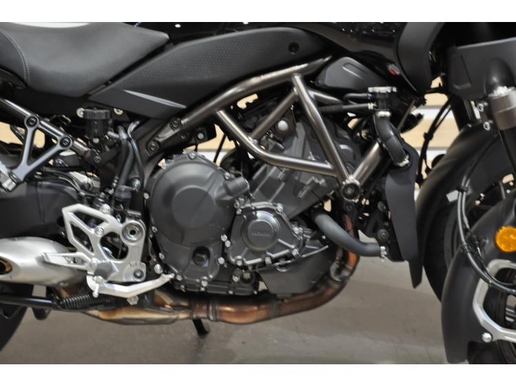 YAMAHA Niken GT 890