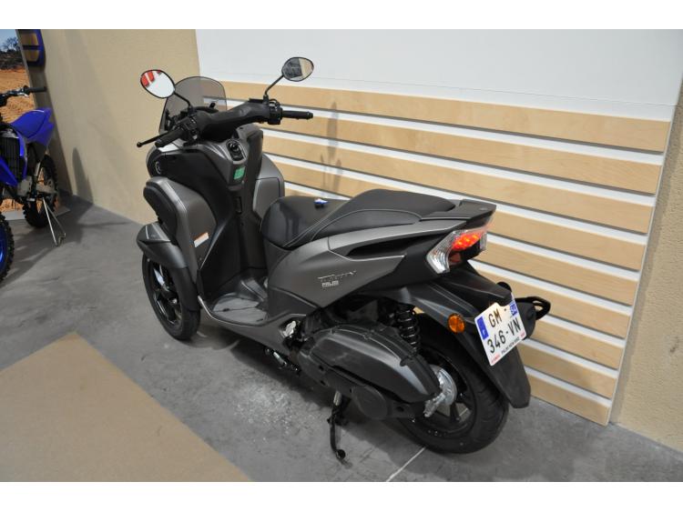 YAMAHA TRICITY 125