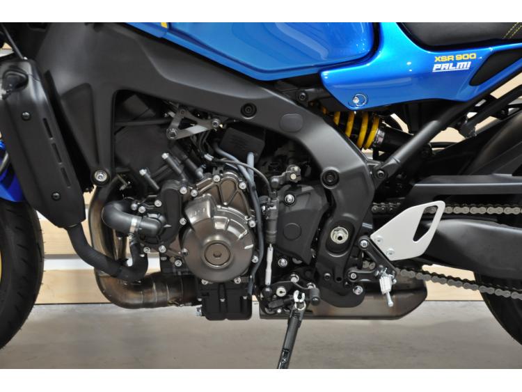 YAMAHA XSR 900 35KW Ligne Akrapovic