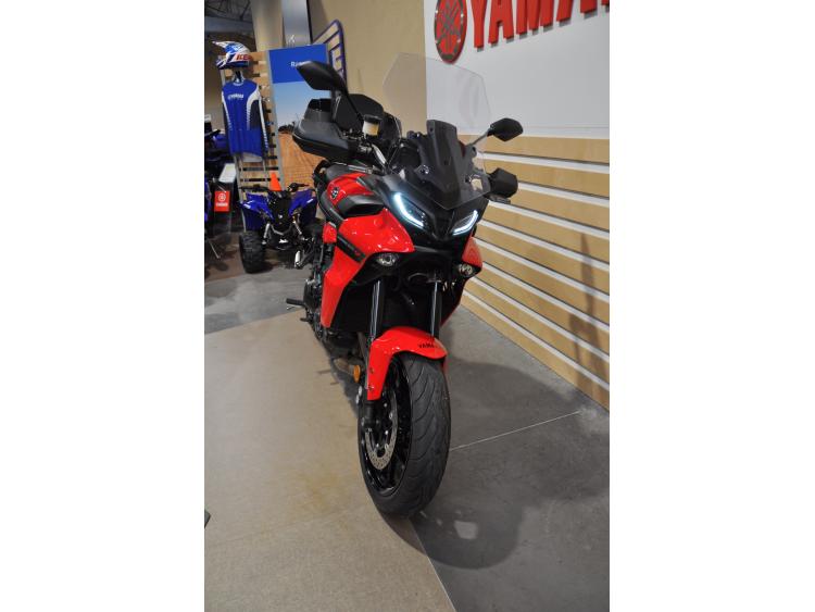 YAMAHA TRACER 9