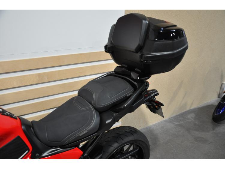 YAMAHA TRACER 9