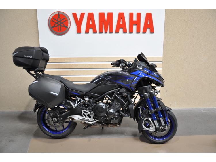 YAMAHA Niken 850