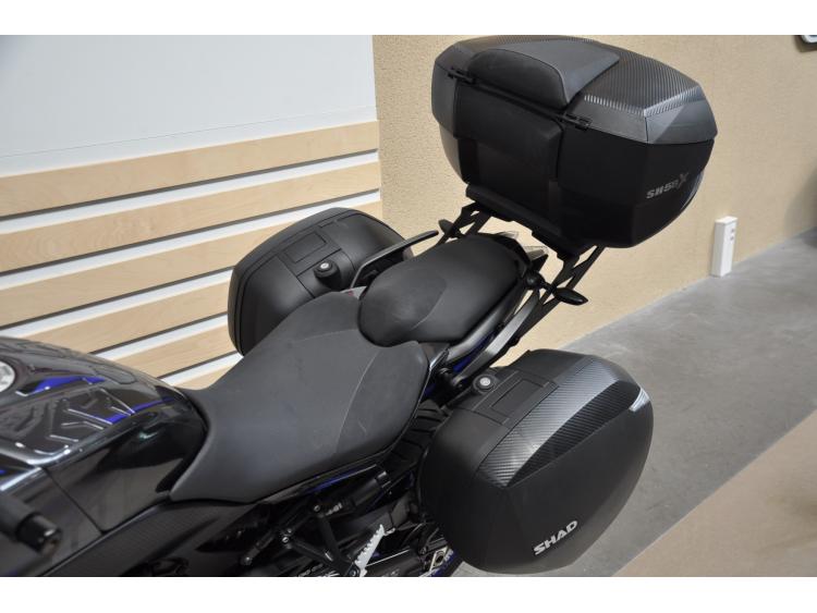 YAMAHA Niken 850