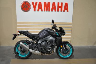 YAMAHA MT-10