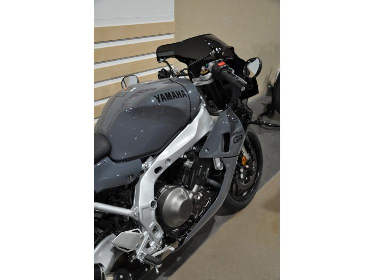 YAMAHA XSR 900 GP Pack racer