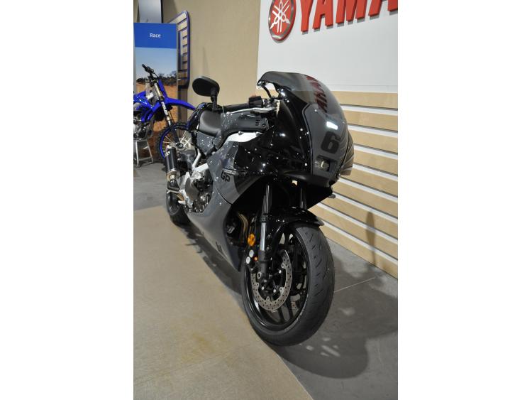 YAMAHA XSR 900 GP Pack racer