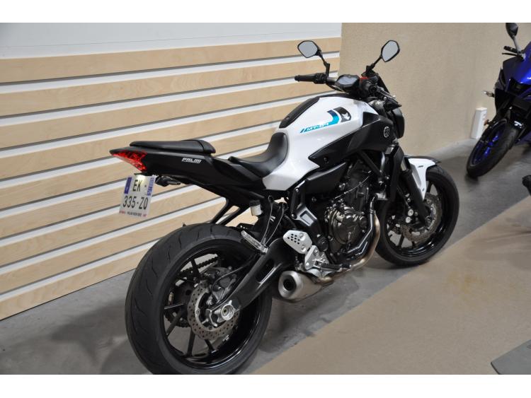 YAMAHA MT-07 (47.5CV)
