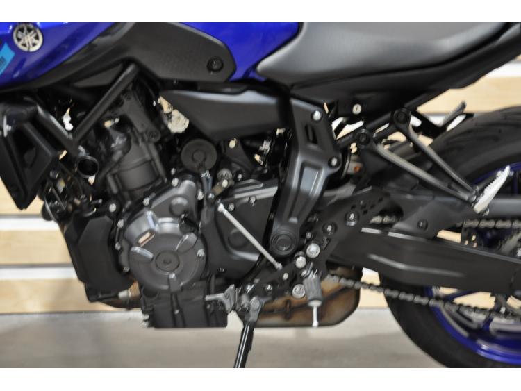 YAMAHA MT-07 (47.5CV)