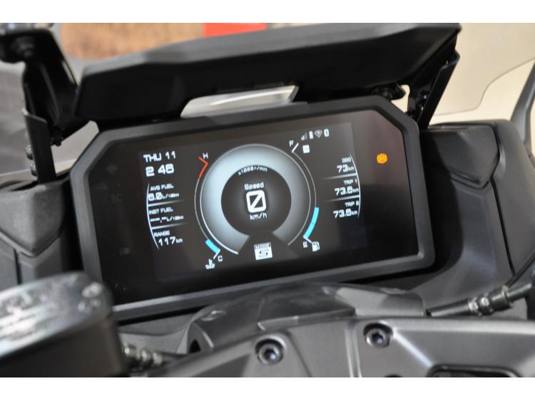 YAMAHA XP T-MAX 560