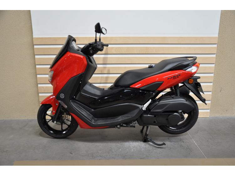 YAMAHA NMAX 125