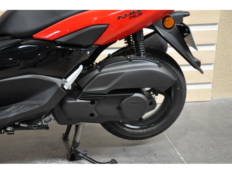 YAMAHA NMAX 125