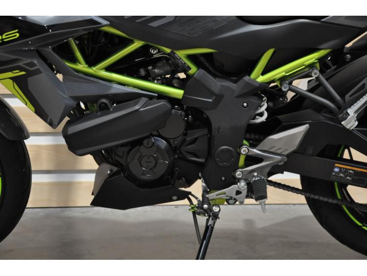 KAWASAKI Z-125