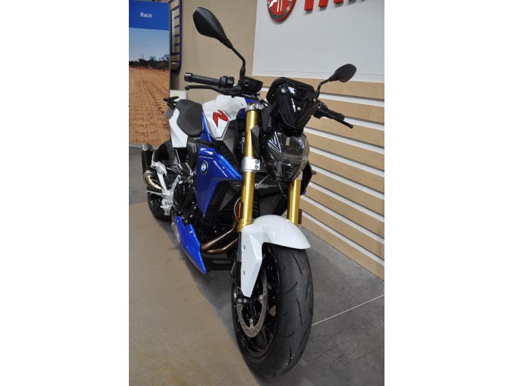 BMW F 900 R 