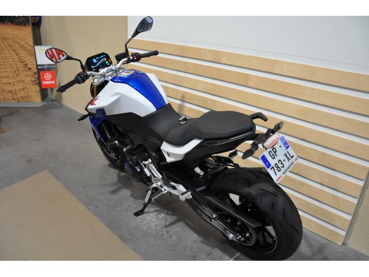 BMW F 900 R 