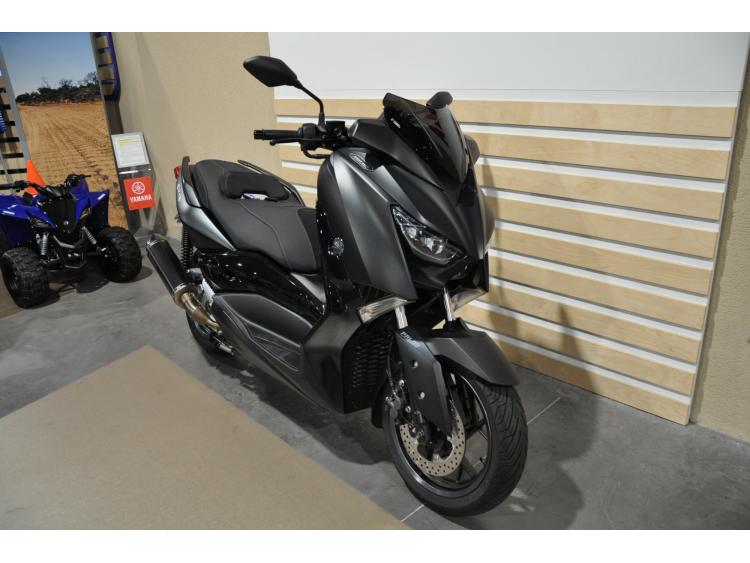 YAMAHA X-MAX 125 IRON MAX