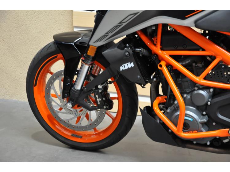 KTM 390 DUKE ABS