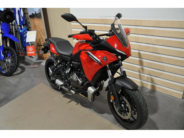 YAMAHA TRACER 7