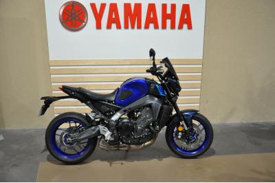 YAMAHA MT-09