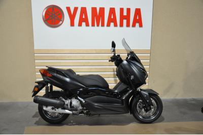 YAMAHA X-MAX 125 IRON MAX