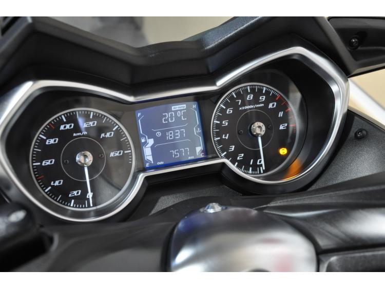 YAMAHA X-MAX 125 IRON MAX