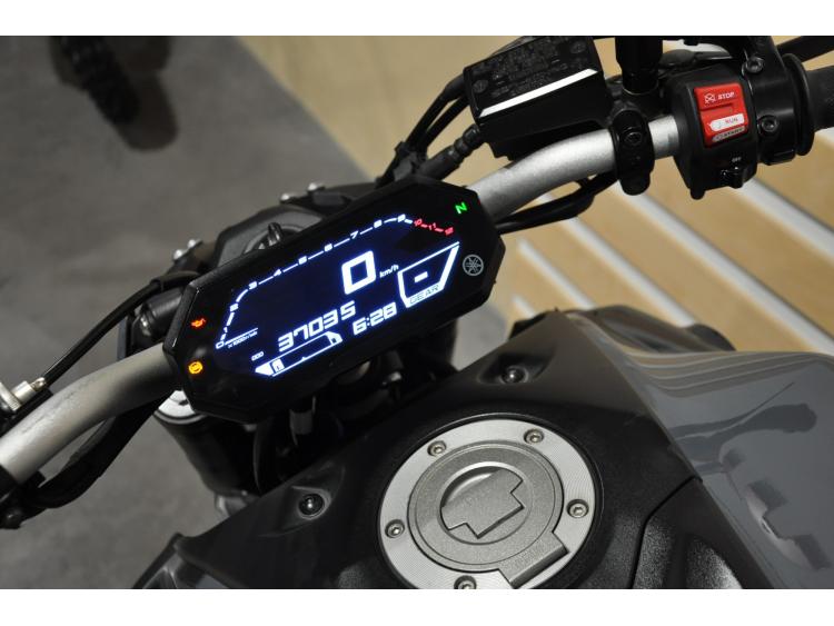 YAMAHA MT-07 (47.5CV)