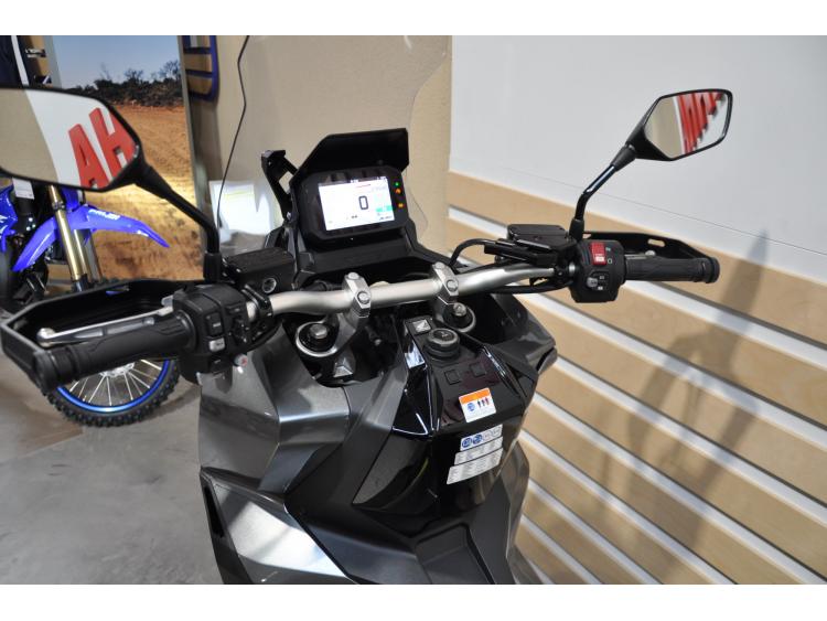 HONDA X-ADV 