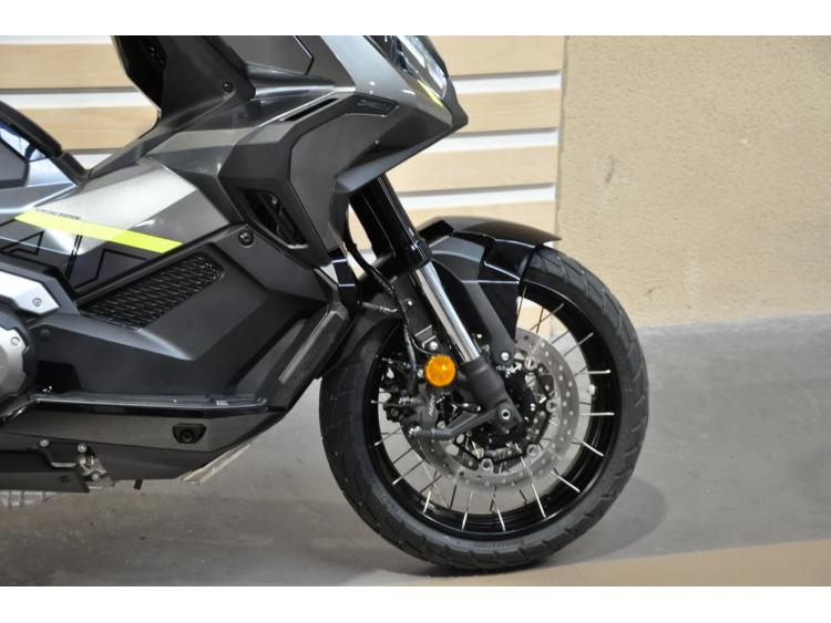HONDA X-ADV 