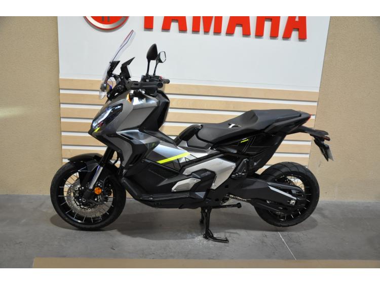 HONDA X-ADV 