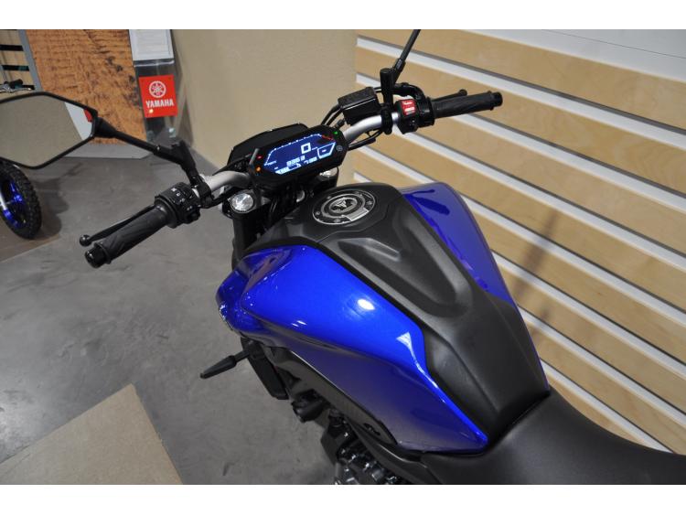 YAMAHA MT-07 (47.5CV)