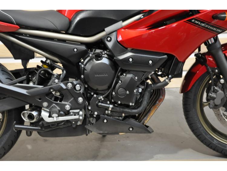 YAMAHA XJ6 Diversion