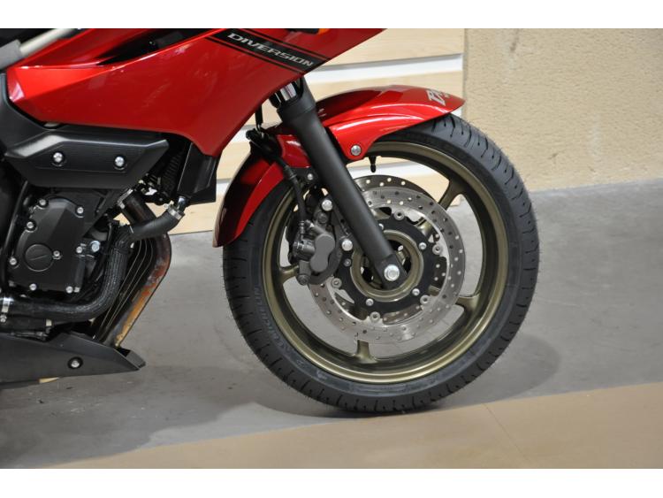 YAMAHA XJ6 Diversion