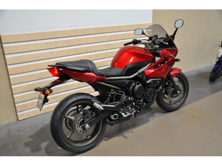 YAMAHA XJ6 Diversion