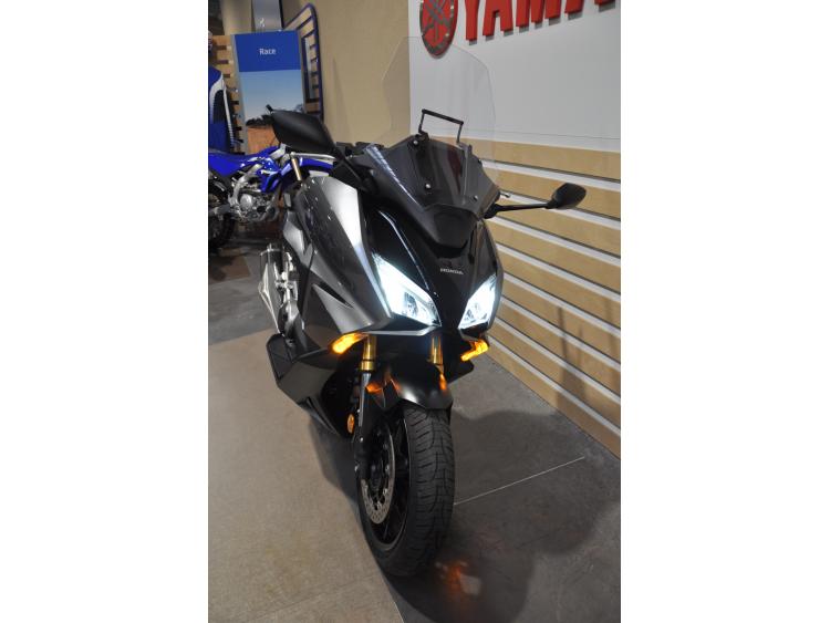 HONDA NSS FORZA 750
