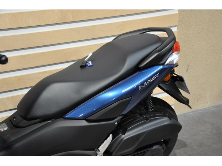 YAMAHA NMAX 125