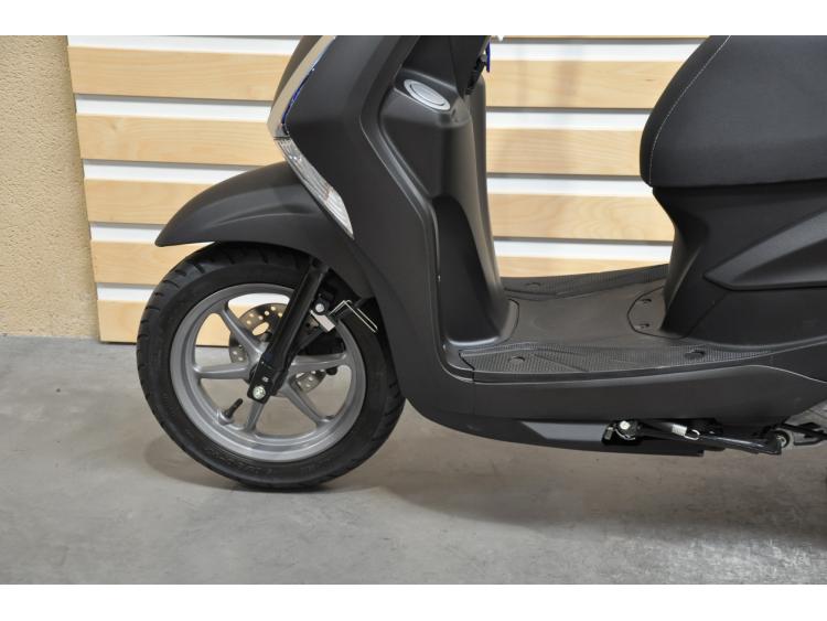 YAMAHA D'ELIGHT 125