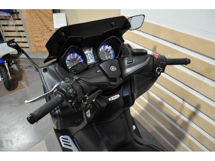 YAMAHA XP T-MAX 560
