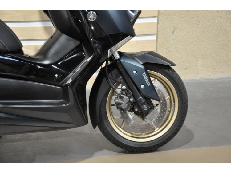 YAMAHA XMAX 300 Tech Max