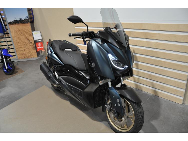 YAMAHA XMAX 300 Tech Max