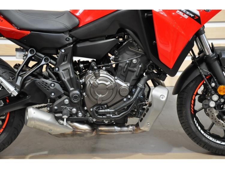YAMAHA TRACER 7