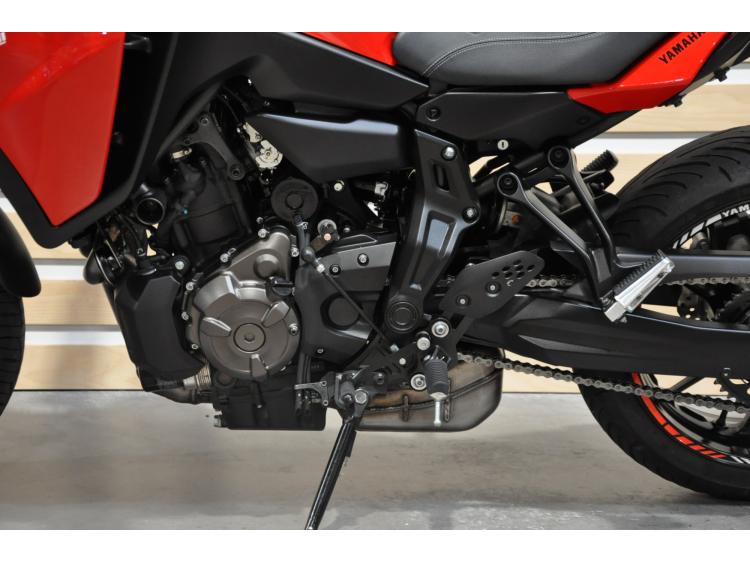 YAMAHA TRACER 7