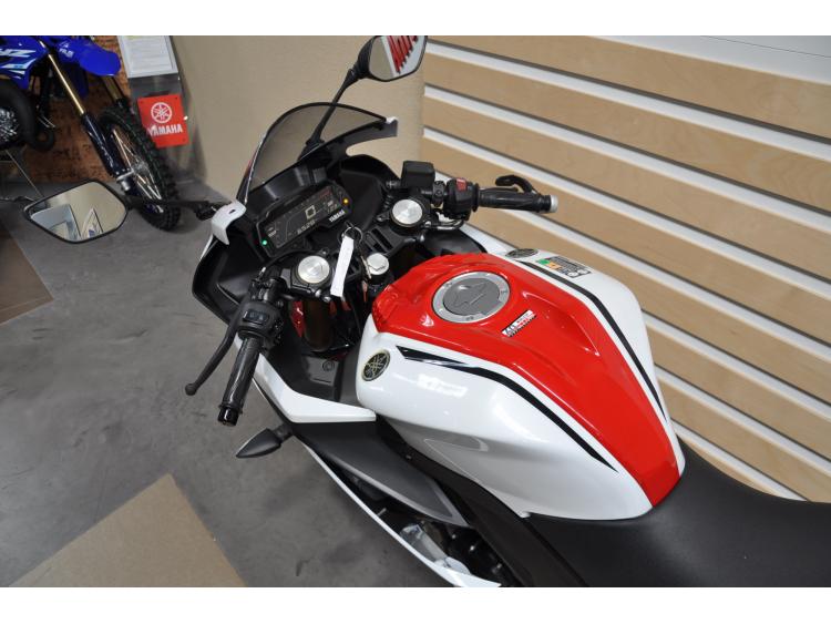 YAMAHA YZF-R125 WGP 