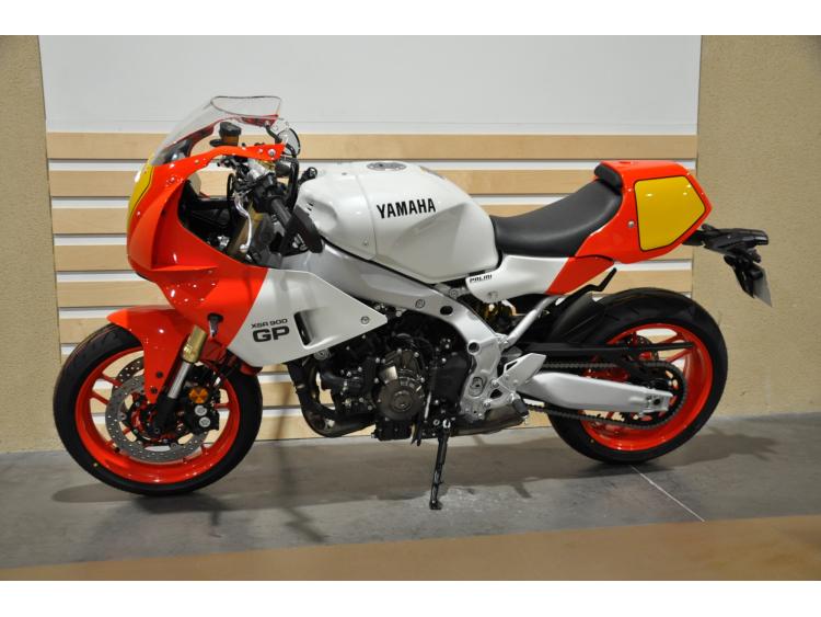 YAMAHA XSR 900 GP  A2