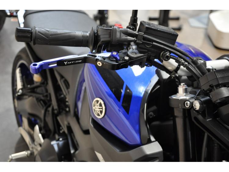 YAMAHA MT-09