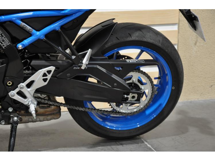 SUZUKI GSX-8S